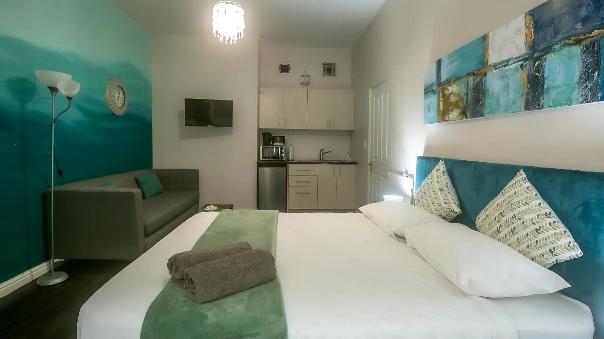 @Nine Hotel Cape Town 0*,